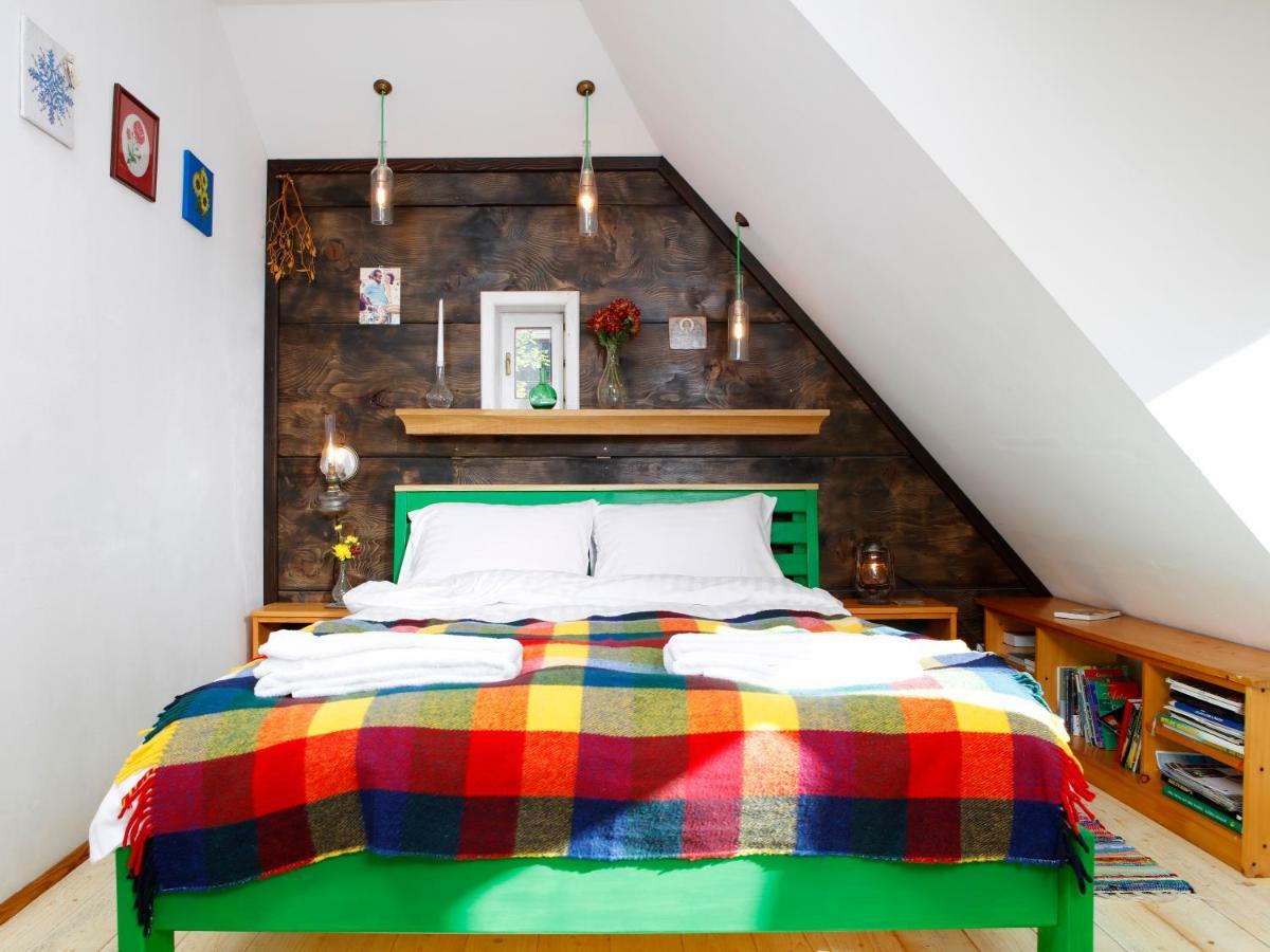 Bike House - 250-Year-Old Restored House In A Quiet Area Braşov Exterior foto